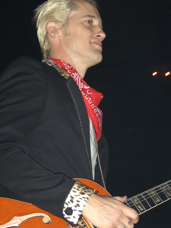 Shiflett, Chris