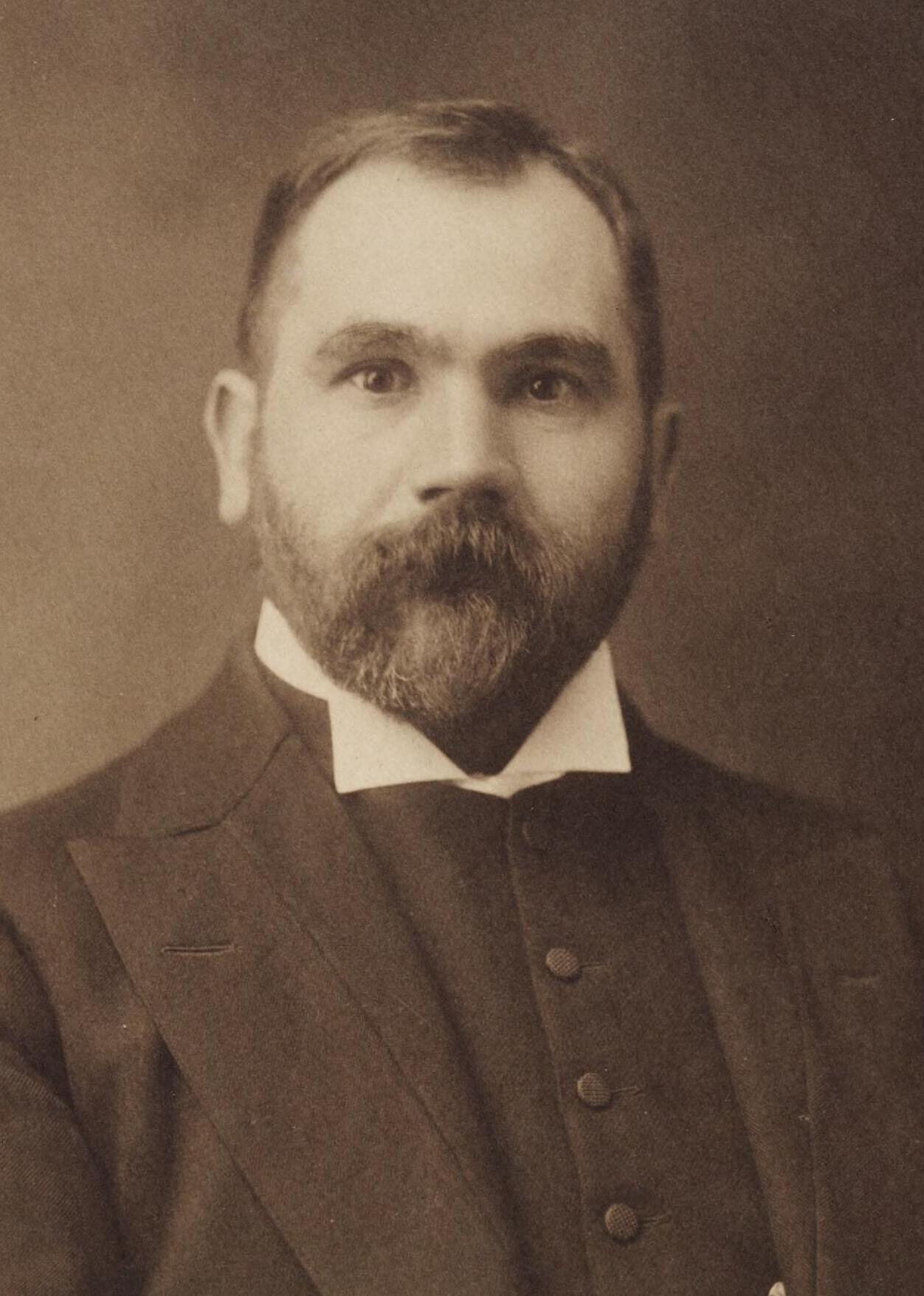 Ronald, James
