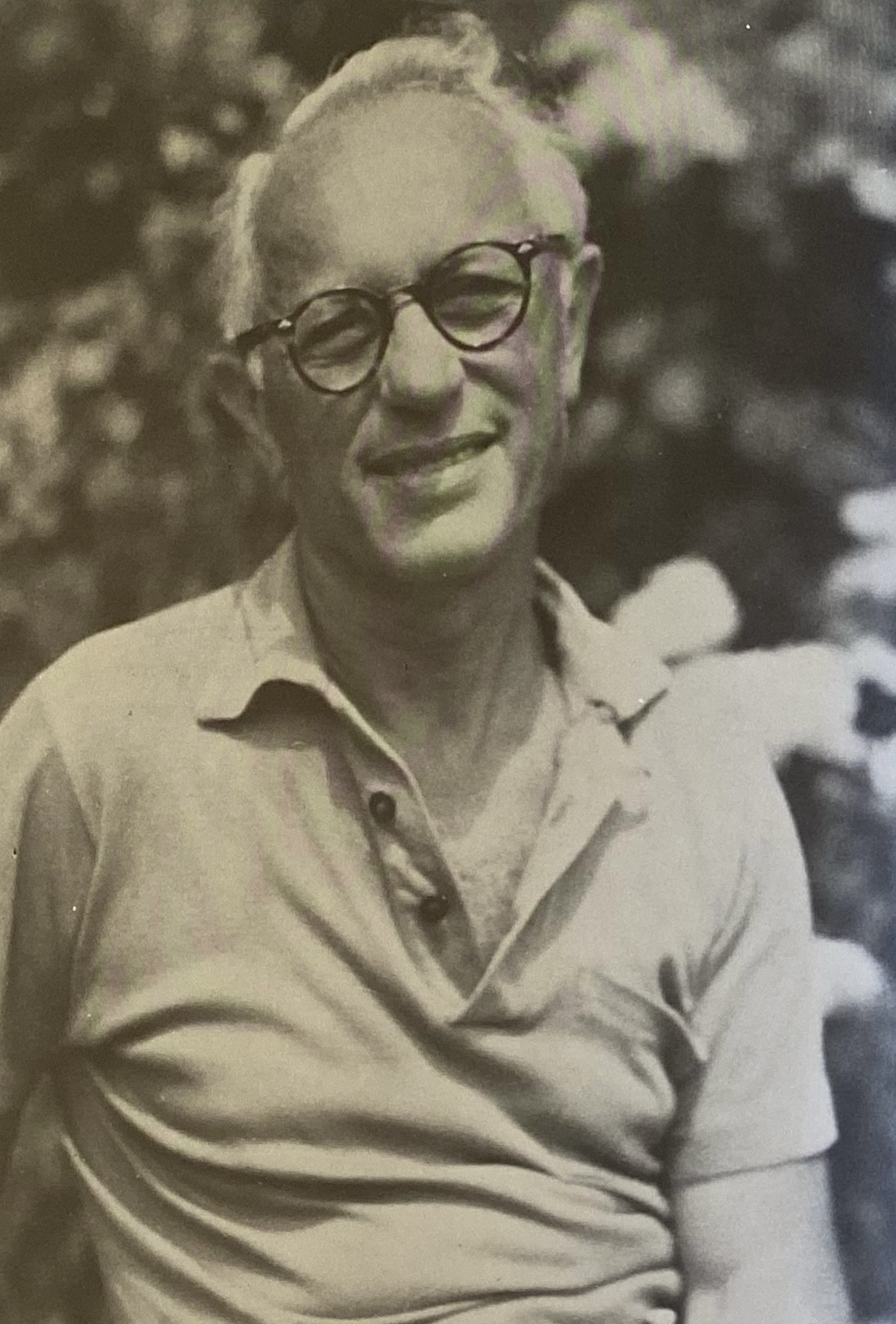 Bernard Simon