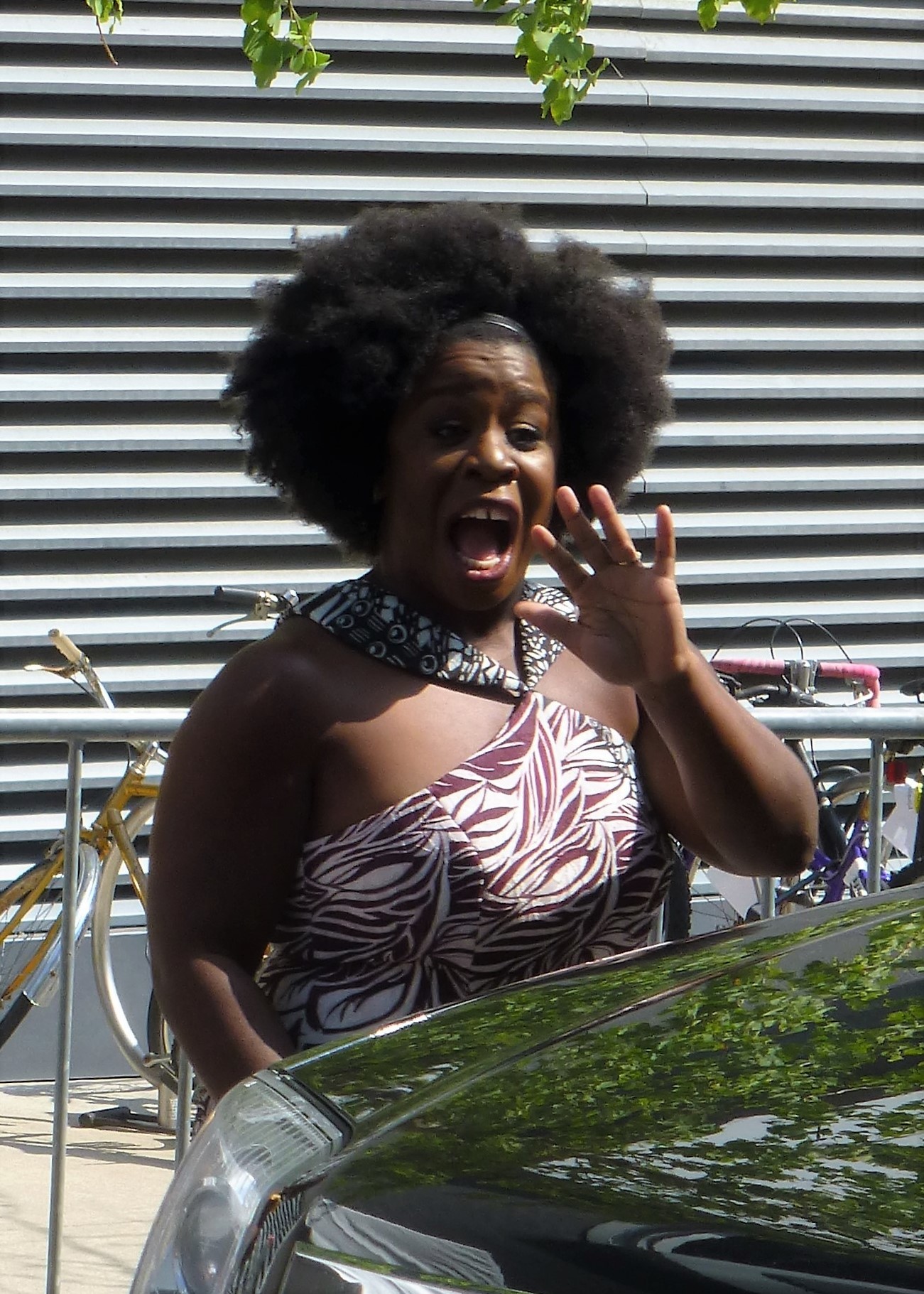 Aduba, Uzo