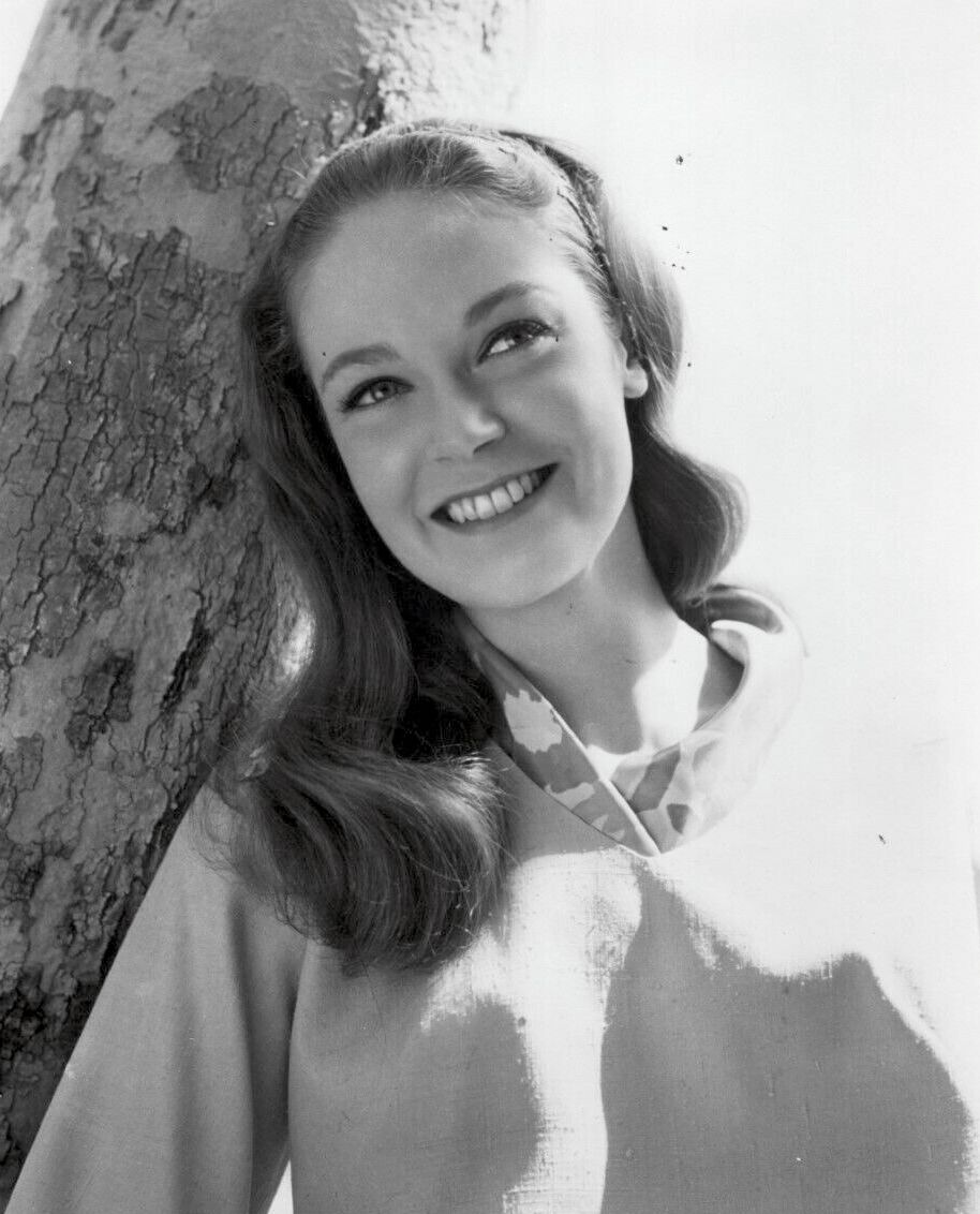 Hartman, Elizabeth