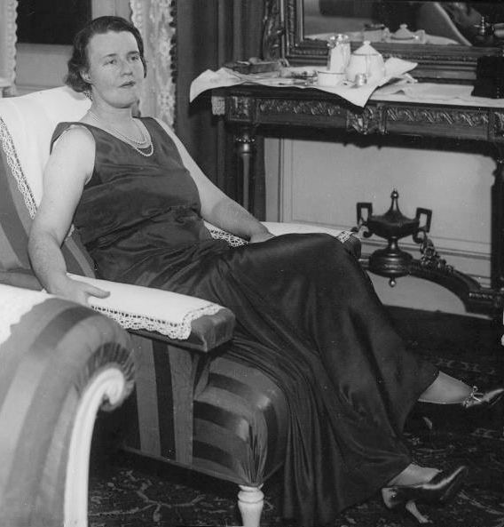 Thompson, Dorothy