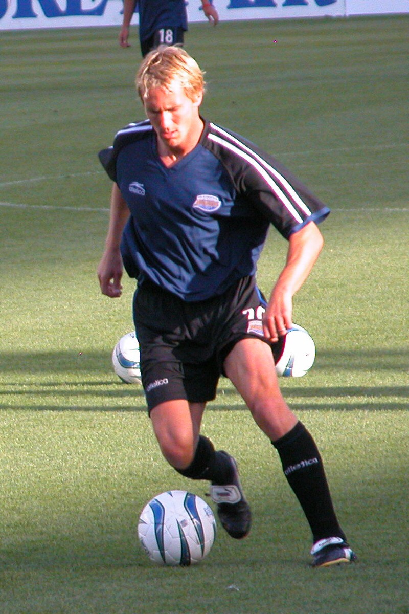 Henderson, Chris