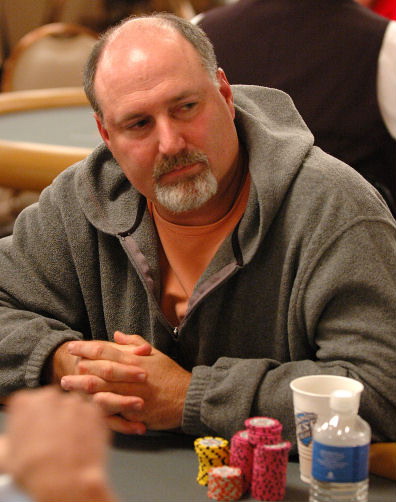 Schneider, Tom