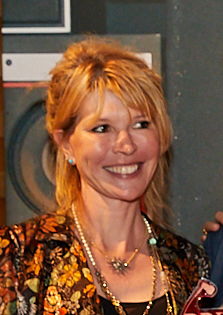 Davis, Julia