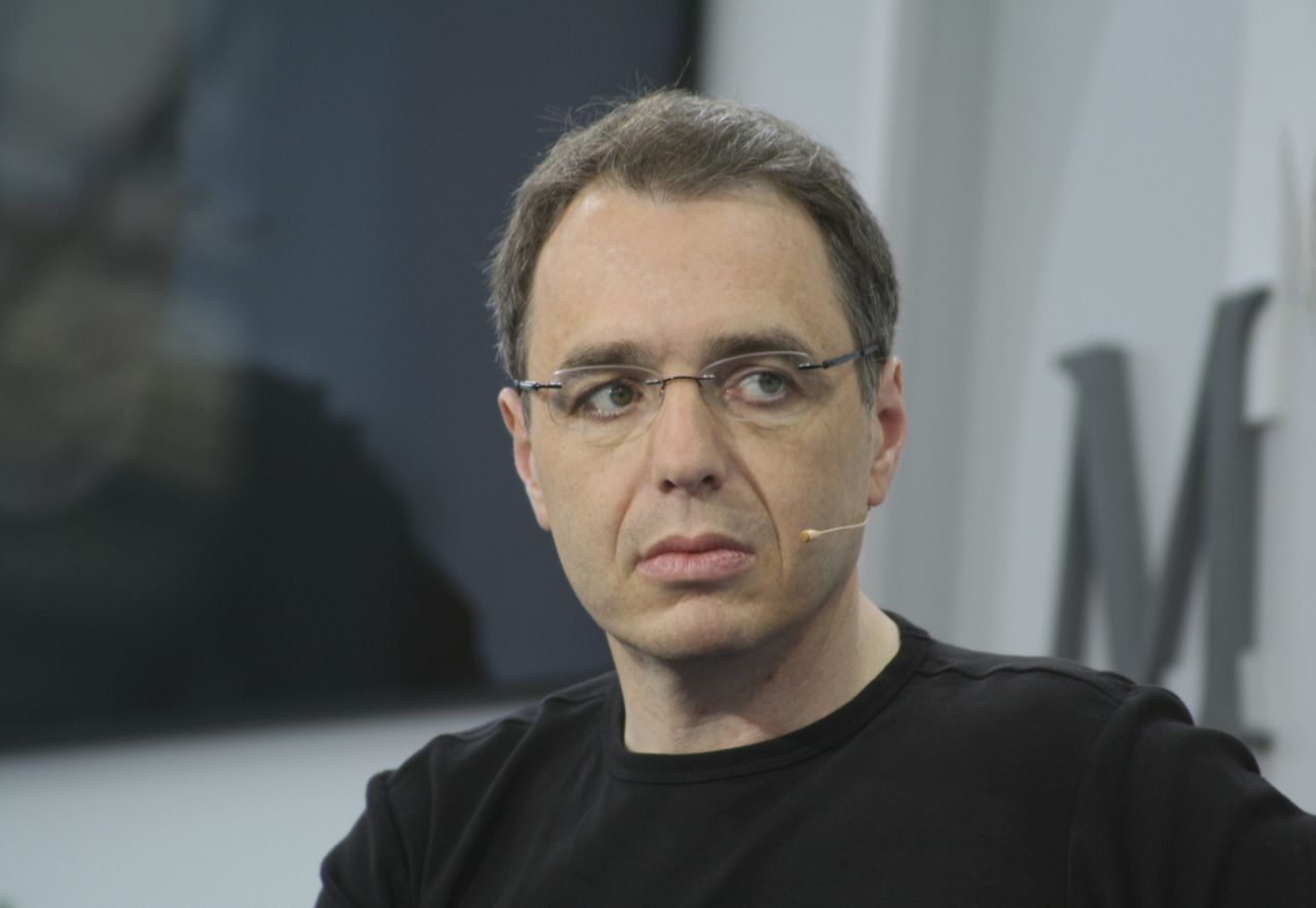 Safier, David