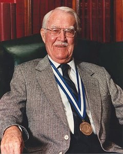 Mills, Victor