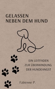 Gelassen neben dem Hund