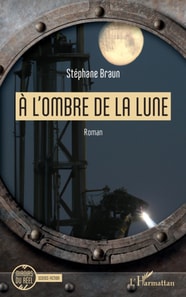 À l'ombre de la Lune
