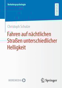 Fahren auf nächtlichen Straßen unterschiedlicher Helligkeit