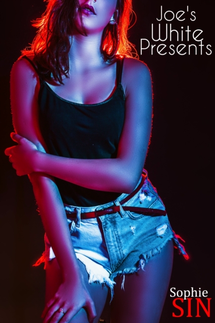 Joe's White Presents