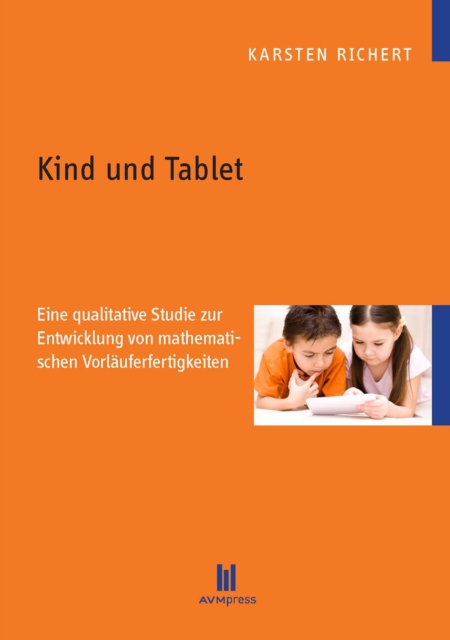 Kind und Tablet